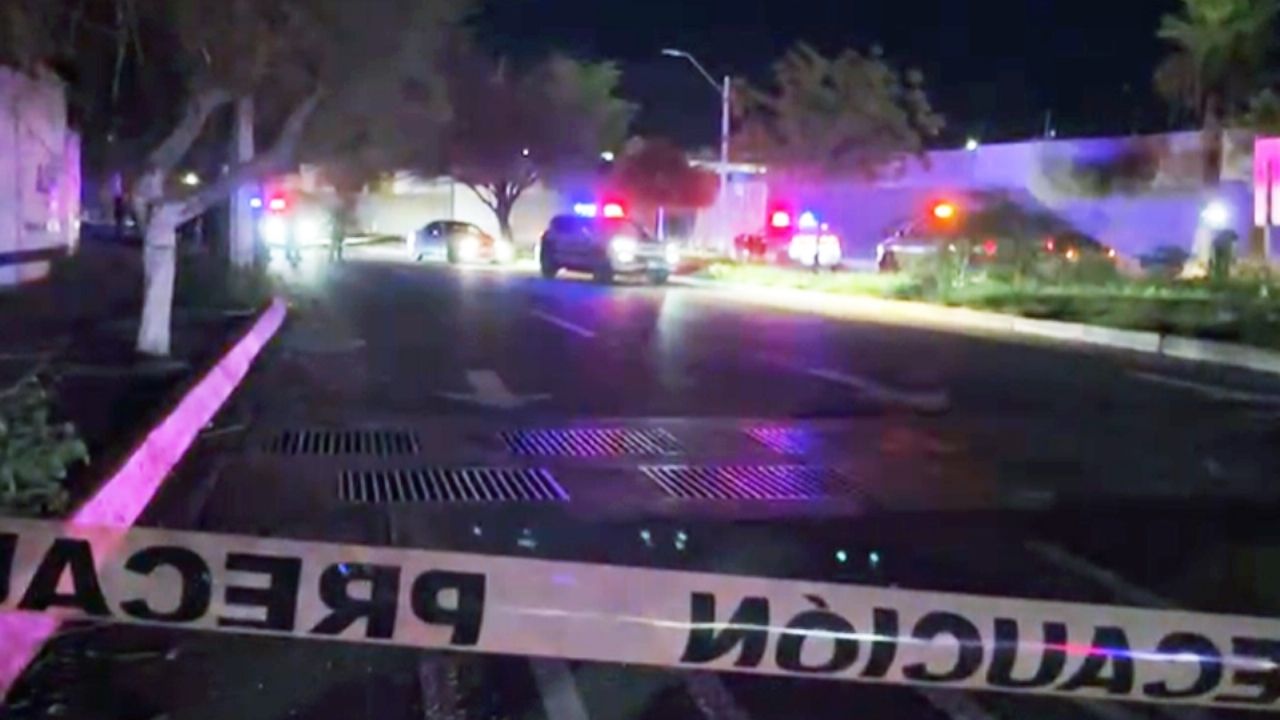 Escapó de sus agresores: Lo atacan a batazos y deja su auto abandonado en Hermosillo