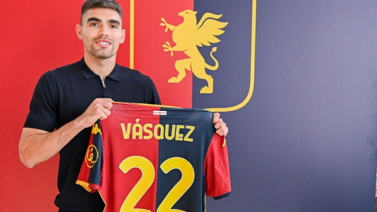 Hay capitán mexicano para rato en Serie A; Johan Vásquez renueva con el Genoa
