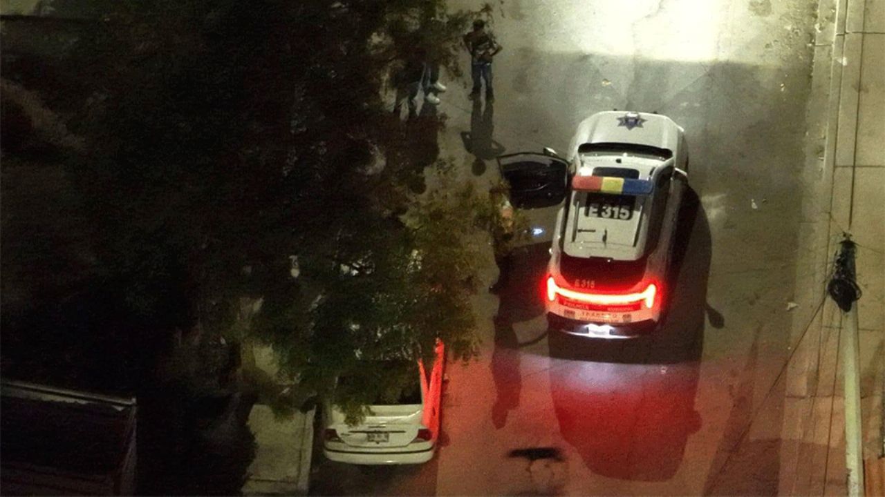 Hermosillo: Policías en el poblado Miguel Alemán auxilian a pareja durante labor de parto