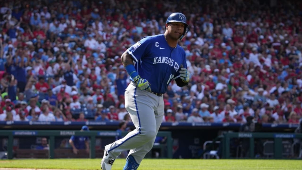 Kansas City Royals dan paliza a los Philadelphia Phillies; Salvador Pérez se va con 5 producidas