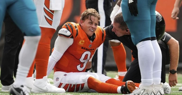 El mariscal de campo estará fuera de acción por largo tiempo