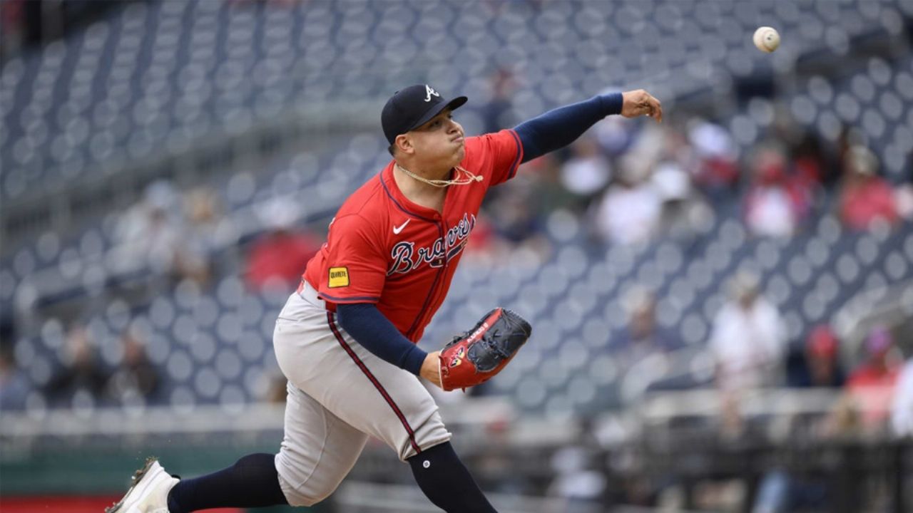 José Suarez se luce en su regreso a la loma y los Braves vencen a los Nationals