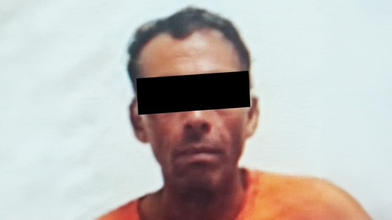 Lo detienen por agredir a policías de Guaymas y le encuentran 30 envoltorios de droga