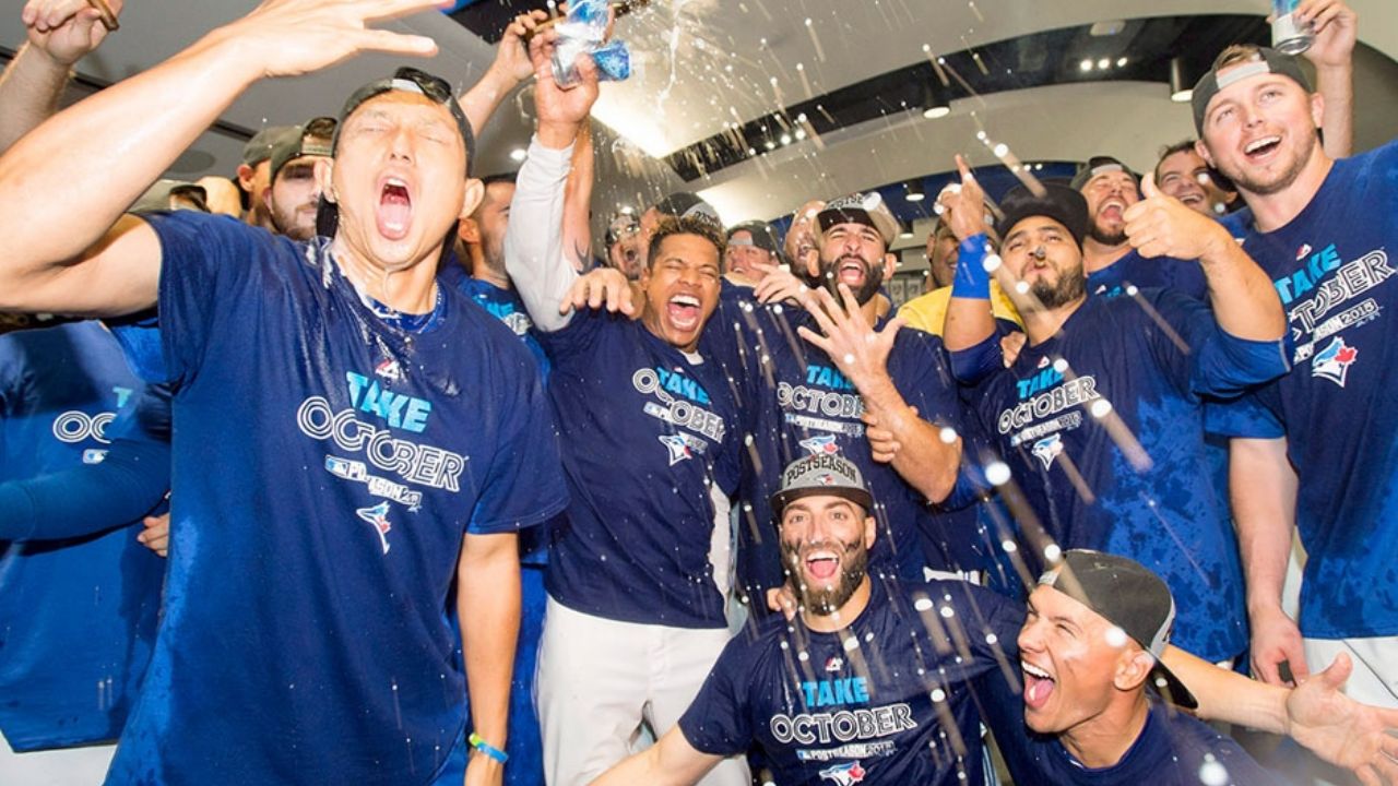 Blue Jays se imponen a los Royals y son el primer clasificado a playoffs en la Americana