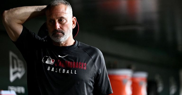 Lovullo también estuvo en la cuerda floja