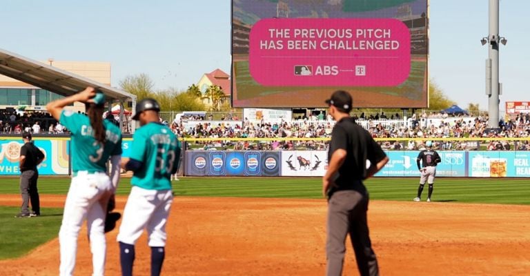 El sistema se muestra en pantallas durante su aplicación