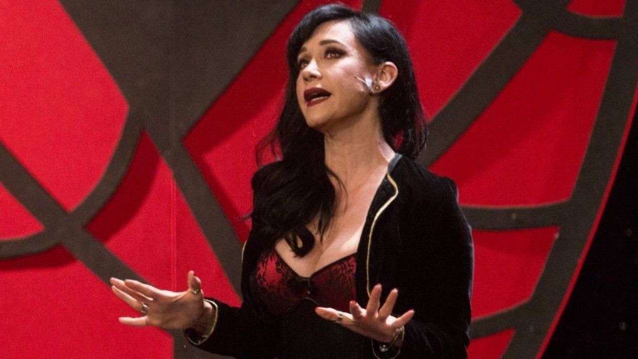 Susana Zabaleta arremete en contra de la prensa y los tacha de “misóginos” tras abucheos