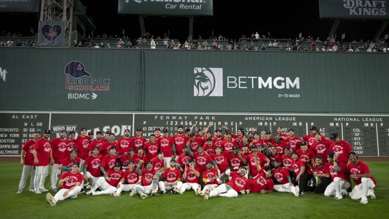 Red Sox remontan en el marcador para derrotar a los Tigers y están de regreso en playoffs