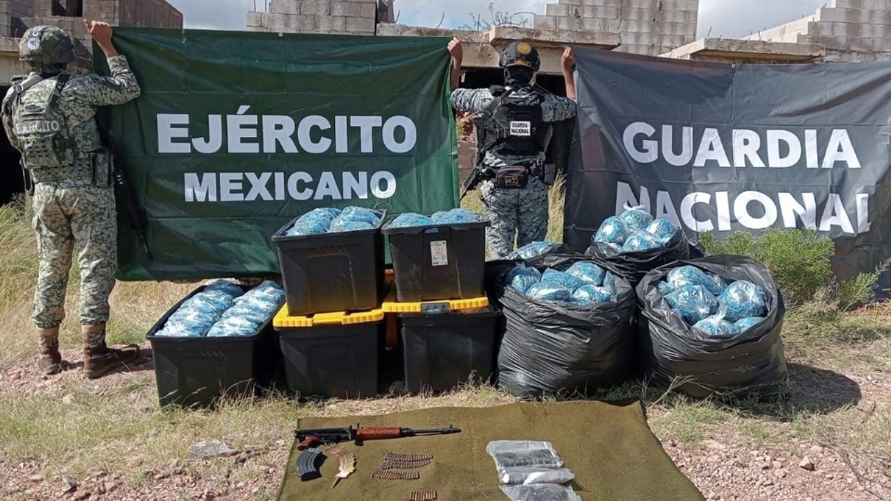 Criminales huyen y dejan abandonados 70 kilos droga y un ‘cuerno de chivo’ en Nogales