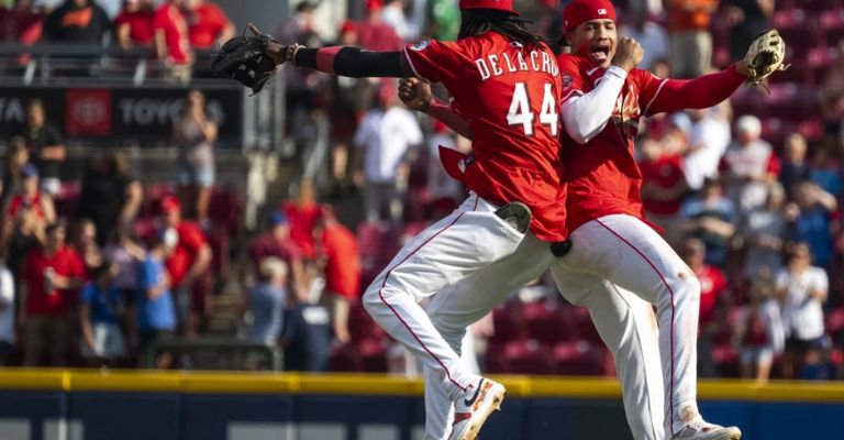 Reds llegan como víctimas a su serie con Dodgers