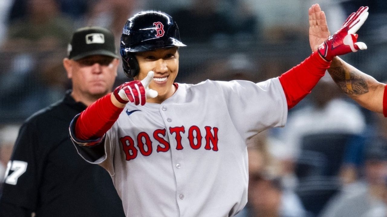 Boston silencia el Yankee Stadium y se coloca a una victoria de avanzar a la Serie Divisional de la MLB