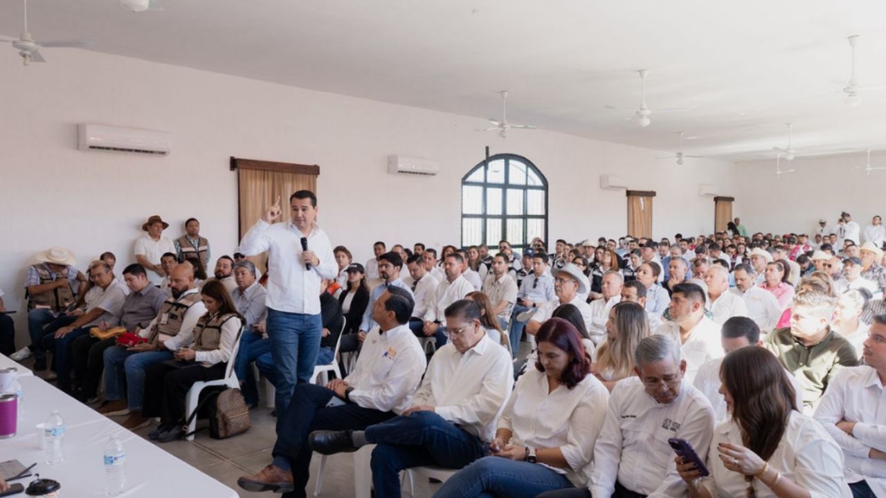 Gobierno de Sonora da información del Plan Integral Río Sonora a habitantes de Ures