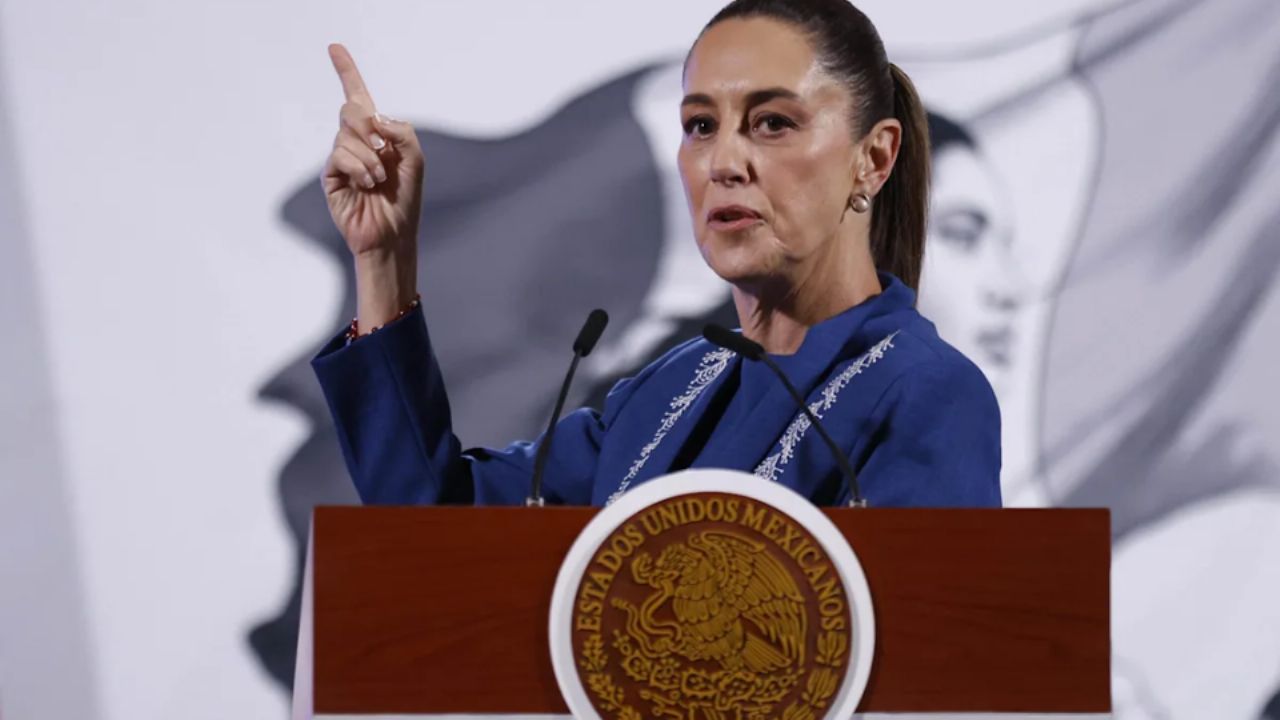 Sheinbaum evita opinar sobre Adán Augusto viendo fútbol durante comparecencia: “No me corresponde”