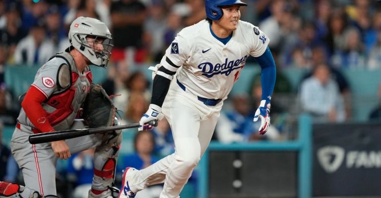 Con el bate contribuyó a ganar la serie ante Reds