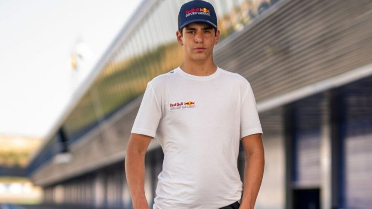 El piloto de sangre sonorense Ernesto Rivera recibe consejos de los grandes tras su llegada a F3