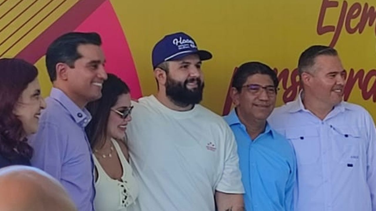 Carín León regresa a escuela donde estudió, mujer da a luz en patrulla y más en el Top 3 Sonora