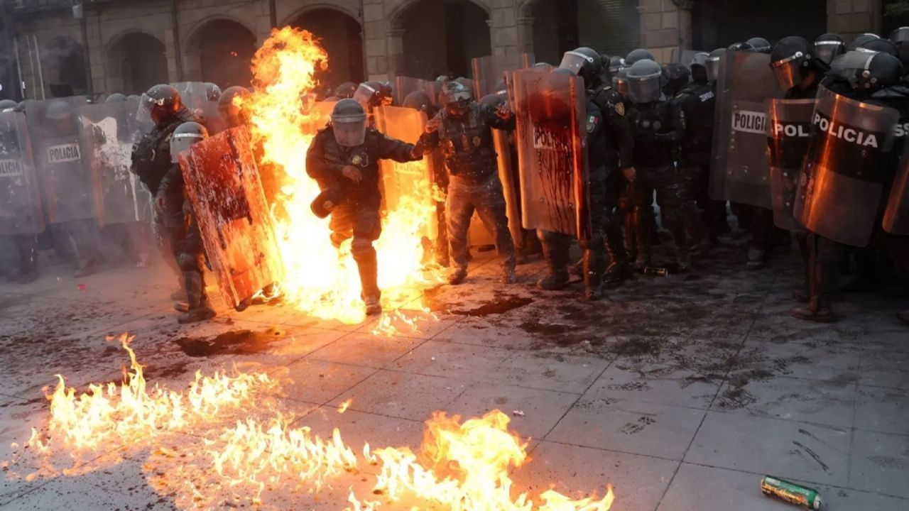 94 policías heridos tras marcha del 2 de octubre, trasladan a César Duarte y más en el Top 3 México