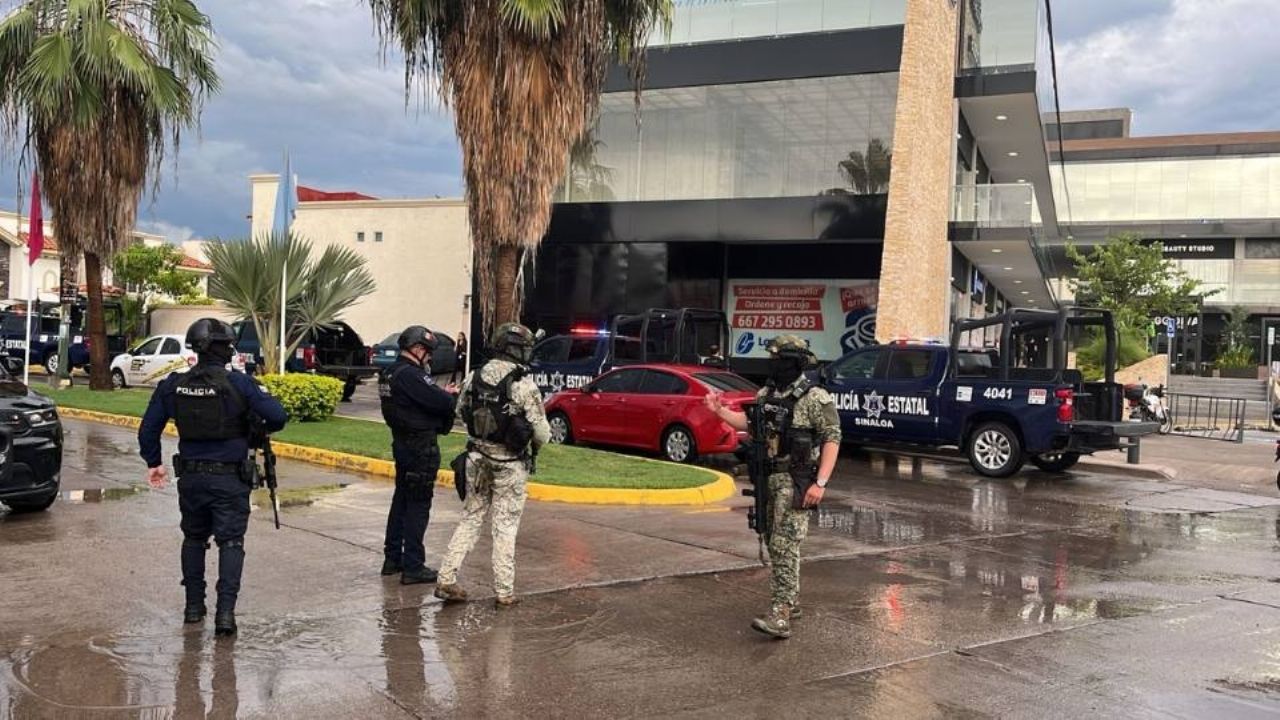 Atacan a balazos a policías estatales al norte de Culiacán; reportan a un agente caído