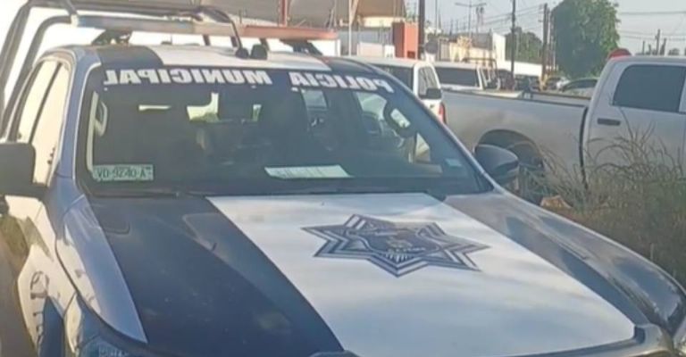 Autoridades de los diferentes niveles de gobierno se movilizaron al lugar del hallazgo.