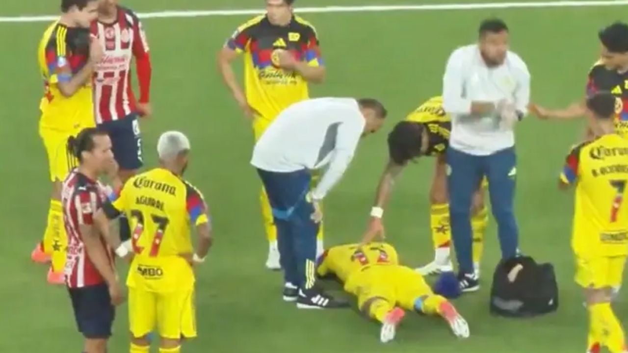América pierde a jugador para enfrentar al Cruz Azul; salió lesionado en el Clásico Nacional