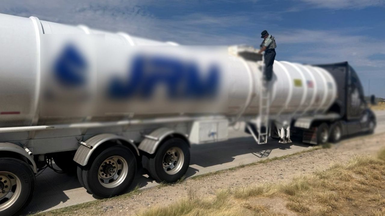 Dos detenidos en la carretera Guaymas – Hermosillo por transporte ilegal de combustible