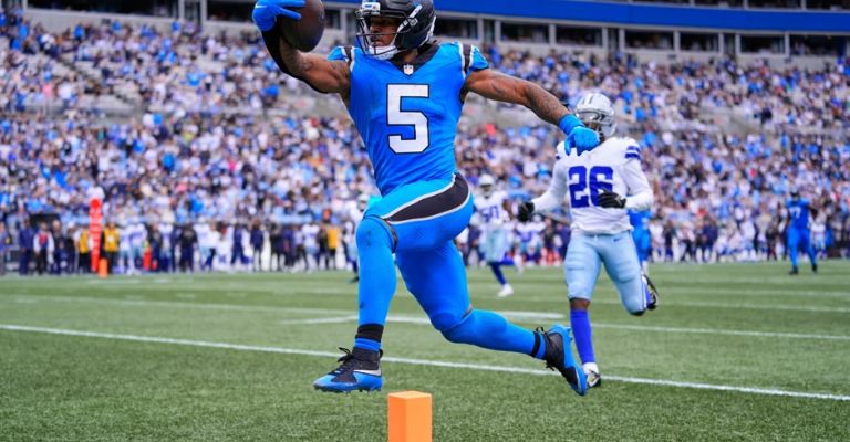 Dowdle fue una pesadilla para sus excompañeros