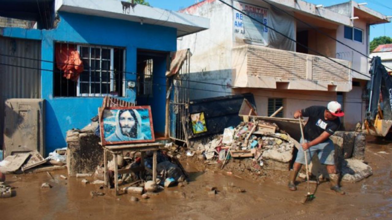 Sheinbaum: Más de 100 mil casas dañadas por lluvias; hay 19 mil mdp disponibles pese a desaparición del Fonden