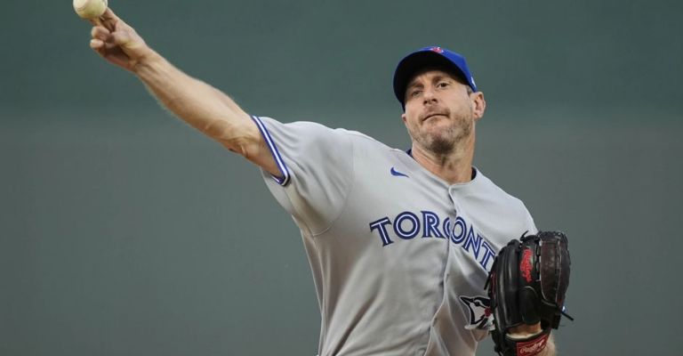 Habrá qué ver como está el brazo del veterano lanzador