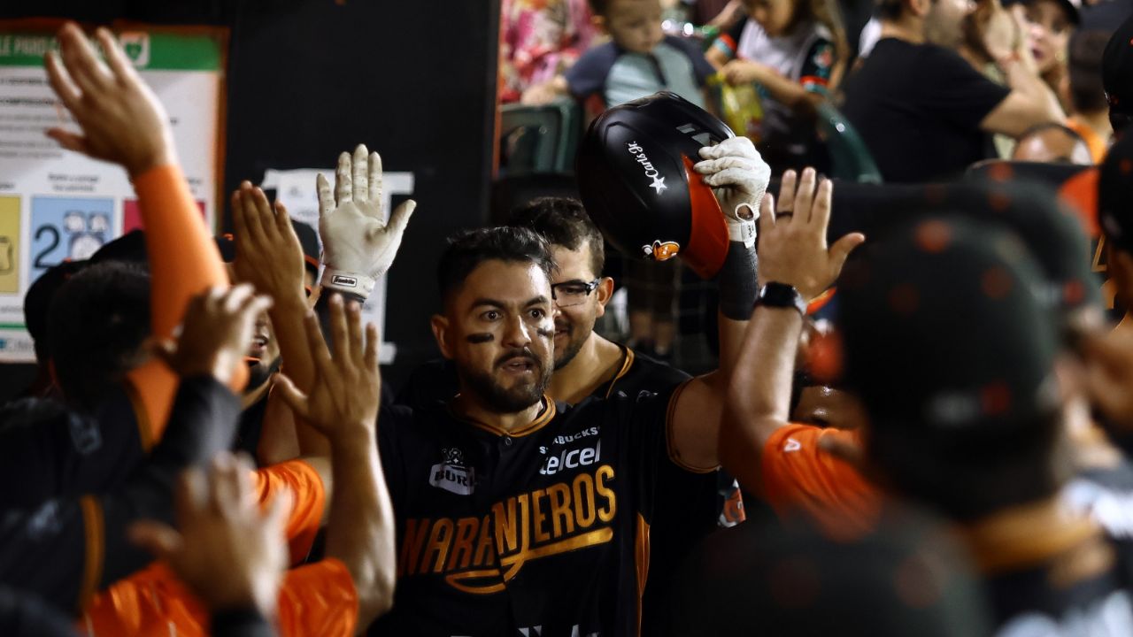 Naranjeros le da una bienvenida explosiva a Tucson en la Liga Arco Mexicana del Pacífico