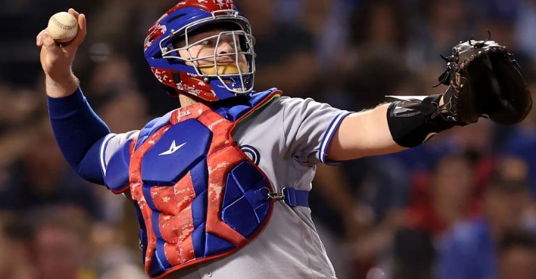 El jugador ha cumplido delante y detrás del plato