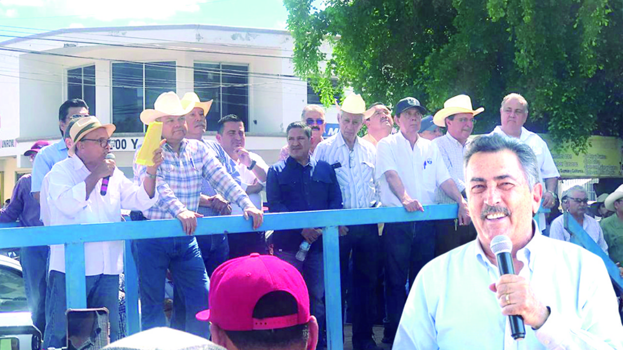 Lamarque Cano respalda derecho de agricultores a manifestarse por crisis de sequía