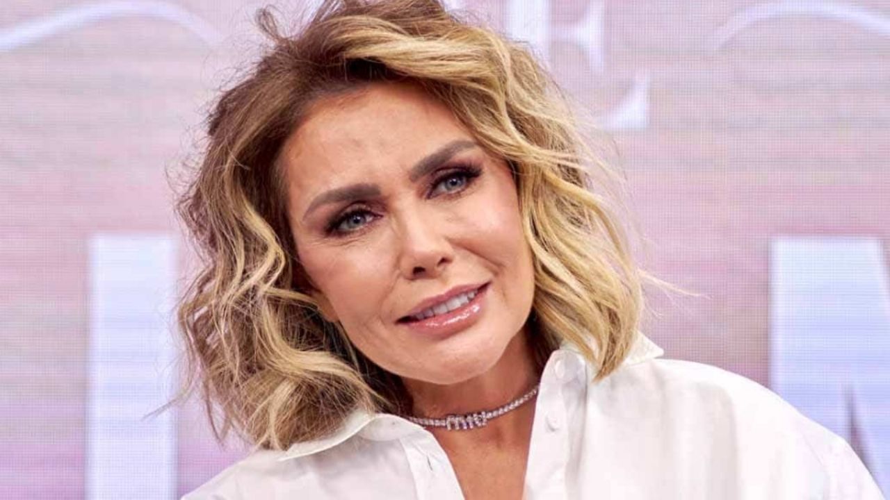 Actriz de Televisa se sincera en ‘VLA’ y habla de su incurable enfermedad: “Puede ser duro”