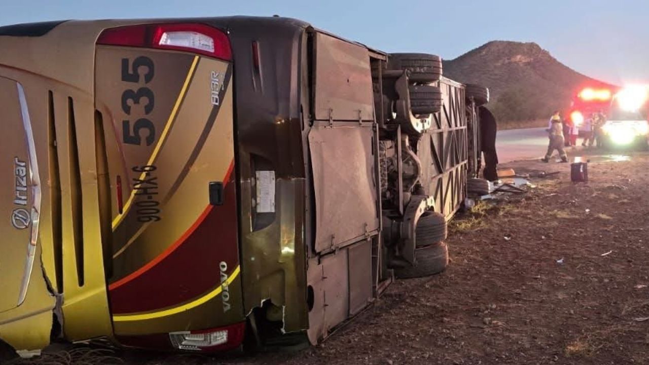 Choferes implicados en camionazo de autobús de pasajeros podrían ser vinculados a proceso este martes