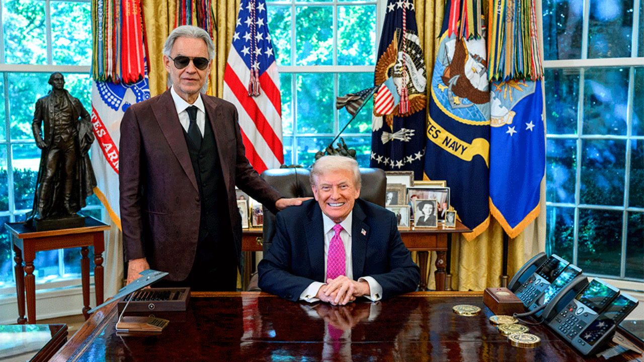 El tenor Andrea Bocelli canta para el presidente Donald Trump en la Casa Blanca (VIDEO)