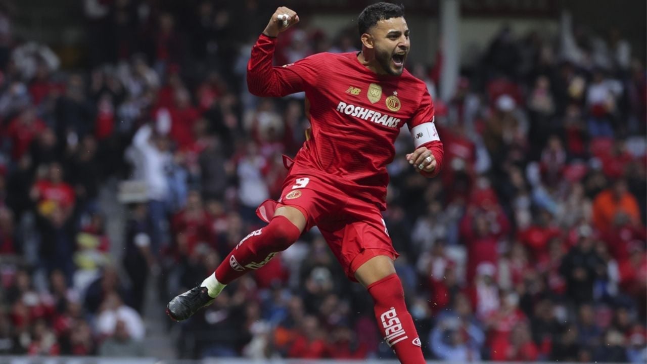 Se aparece el Diablo: Toluca golea al Querétaro y se afianza el liderato del Apertura 2025