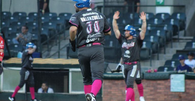 La tribu se apuntó su primera serie de la campaña