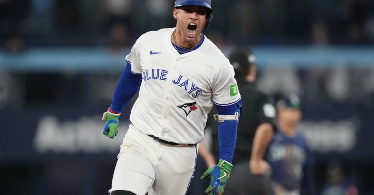 Springer se vistió de héroe