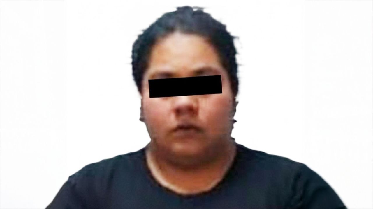 Capturan a mujer que a punta de pistola intentó adueñarse de una vivienda en Edomex