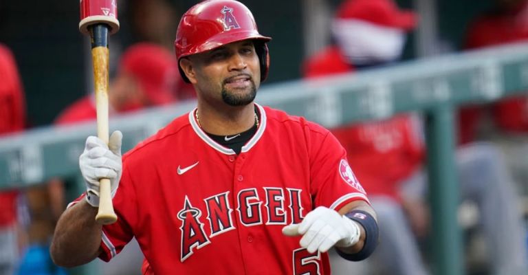 Pujols no llegó a un arreglo para dirigir al equipo