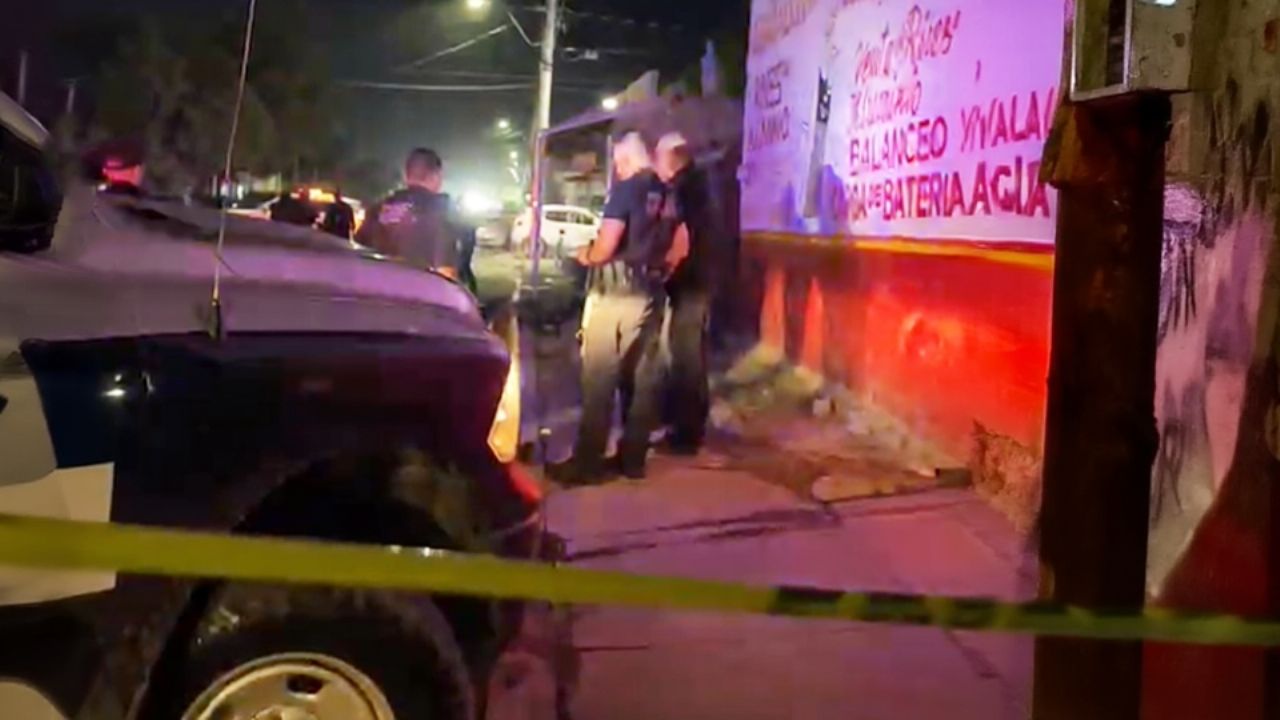 Agresión armada en Hermosillo: Acribillan a hombre y lo dejan sin vida sobre la banqueta