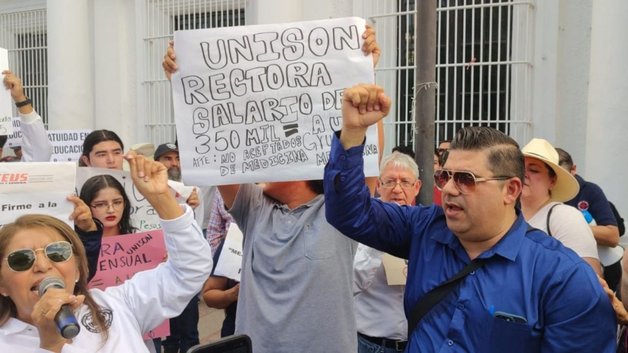 Marcha en Hermosillo: STAUS y STEUS solicitan que no se reduzca el presupuesto de la Unison