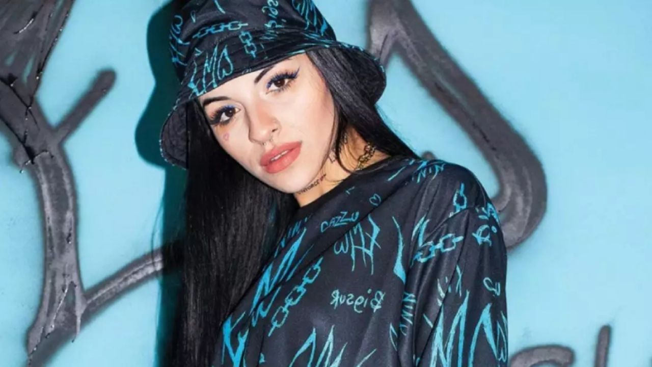 (VIDEO) Polémico instante en concierto de Cazzu: ¿Salió en defensa de Christian Nodal?