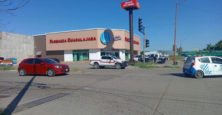 Elementos policíacos y bomberos se movilizaron a la ubicación.