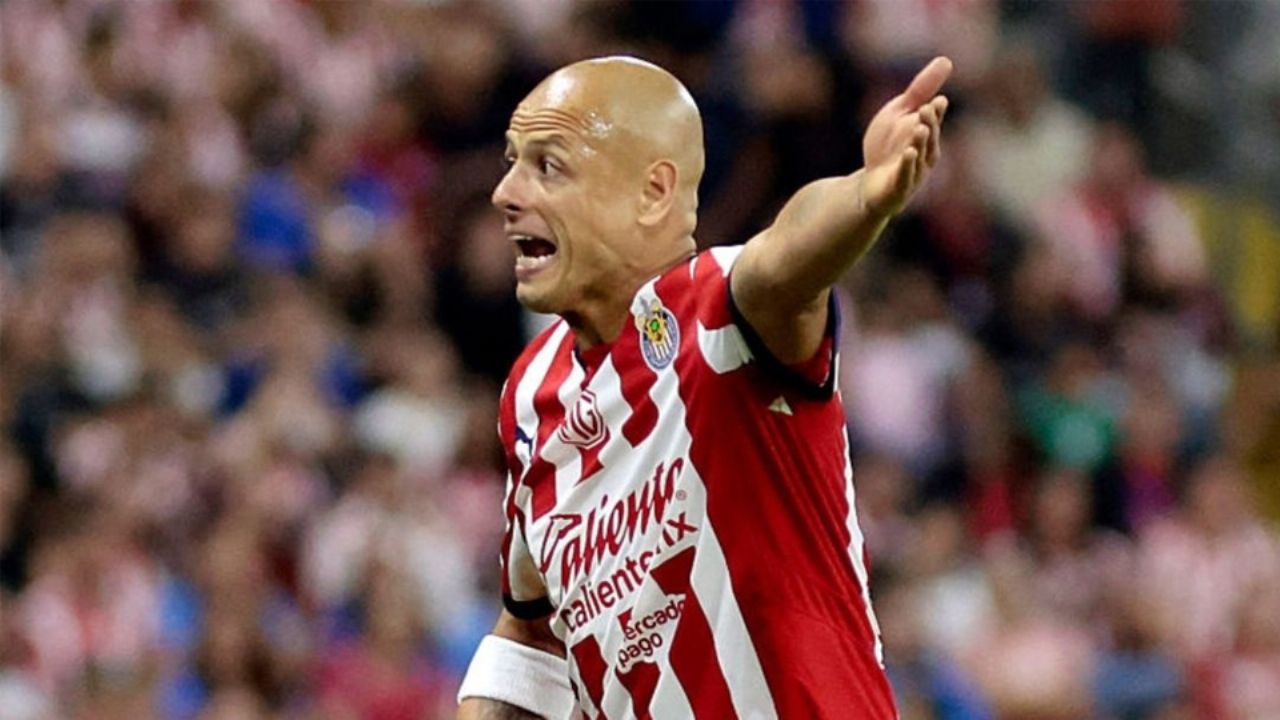 Javier Hernández recibe un castigo en Chivas del Guadalajara; el ‘Chicharito’ tuvo que pagar multa