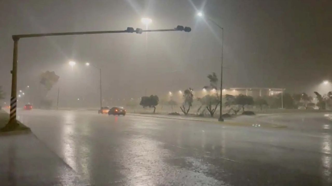 Clima HOY domingo en la NOCHE: Reportan LLUVIAS en las siguientes regiones; pronóstico COMPLETO