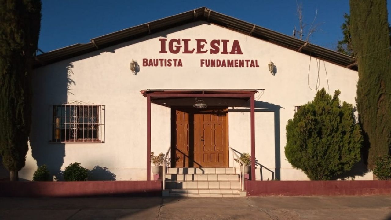 Ladrones hacen boquete y entran a iglesia de Nogales; se llevaron todo el equipo de sonido