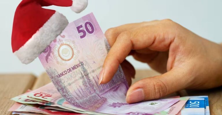 Aguinaldo doble con Claudia Sheinbaum