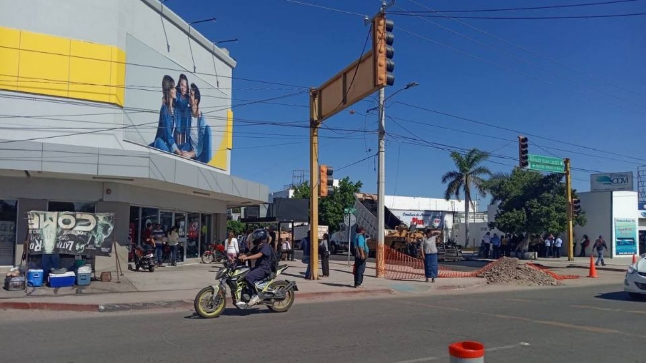 Ciudad Obregón: Se genera confusión y pánico durante evacuación de tienda departamental