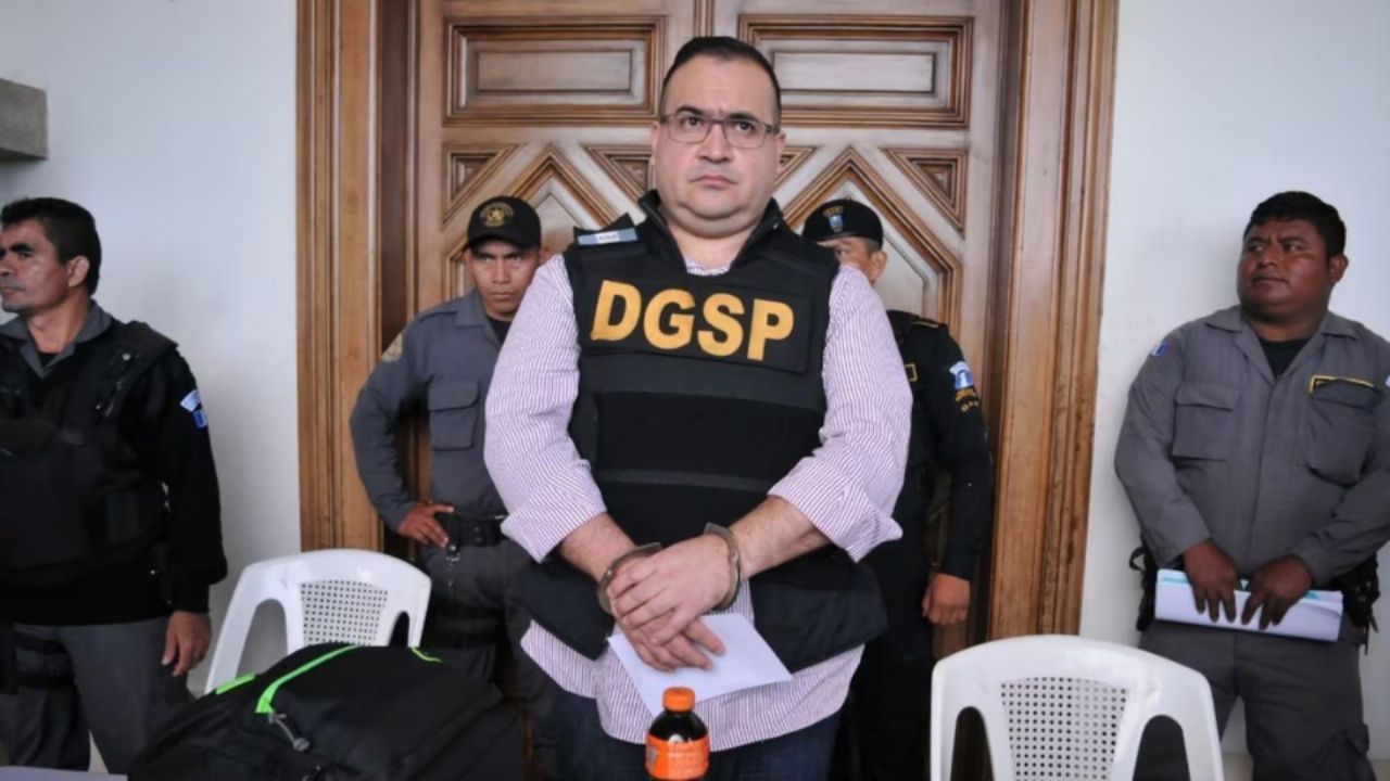Javier Duarte podría quedar en libertad el viernes; jueza aplaza decisión y exgobernador acusa “circo mediático”