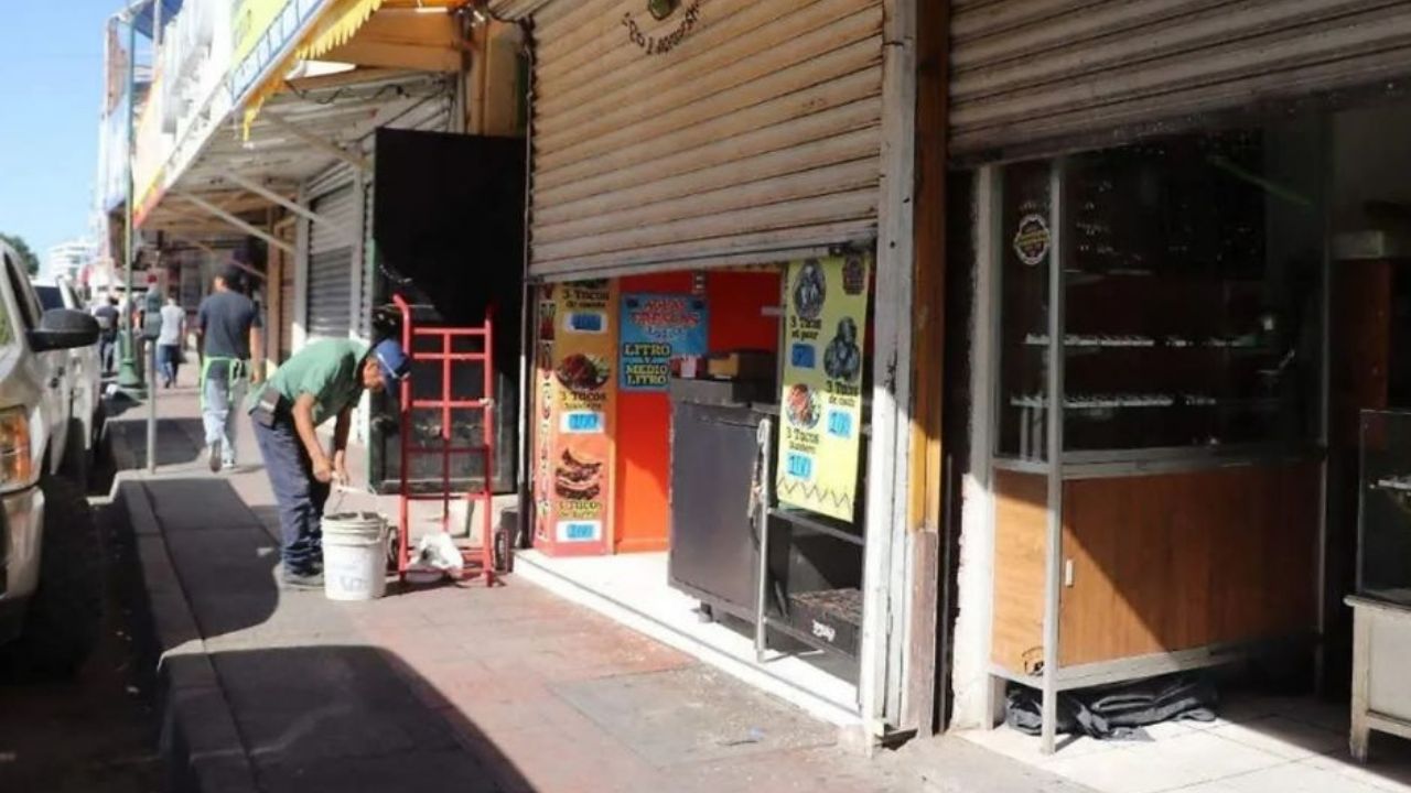 Tras explosión de Waldo’s en Hermosillo, comercios aledaños reabren en el Centro